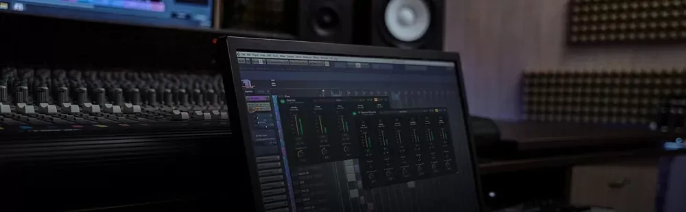 Estudio con Acon Digital Remix y Remix:Drums abiertos en el DAW