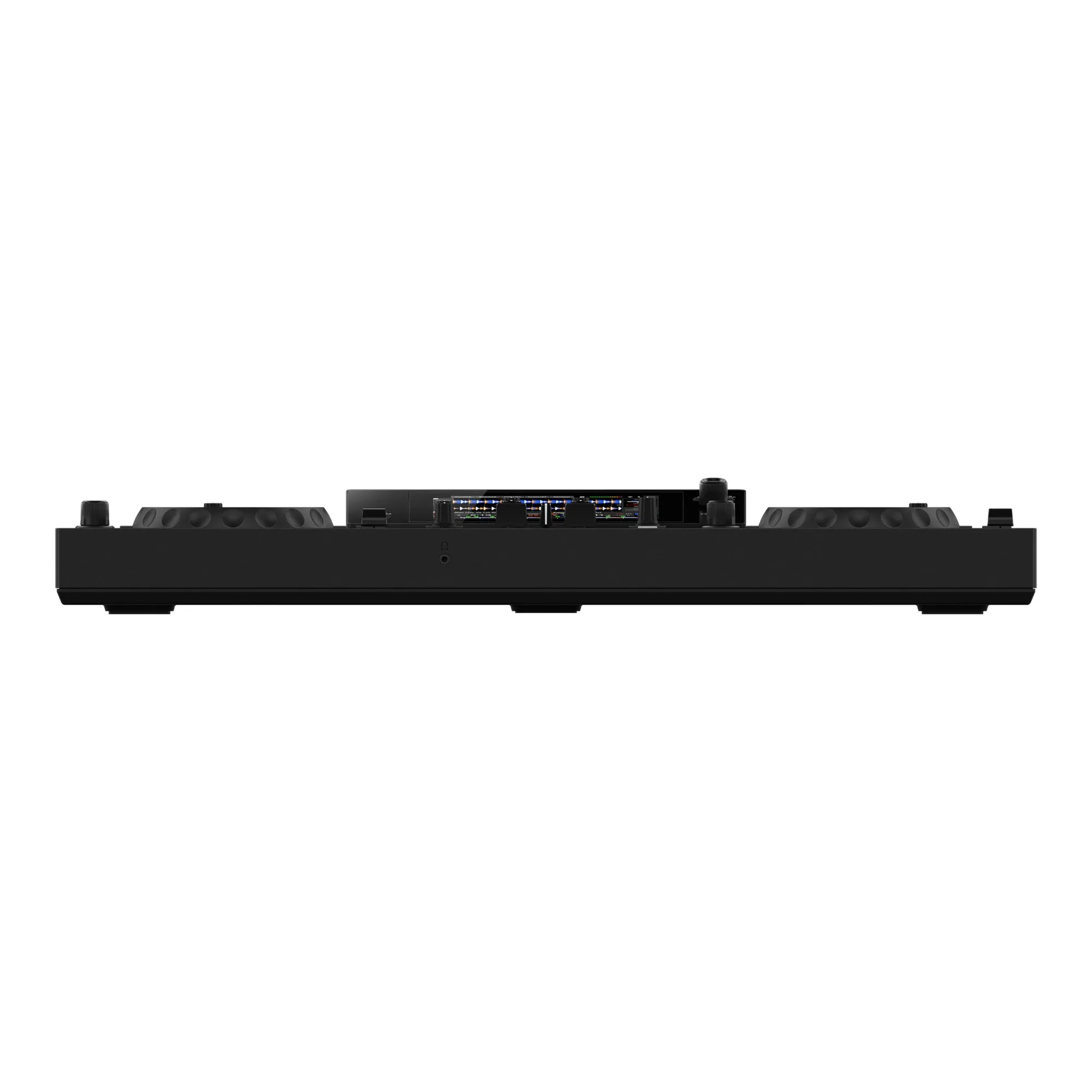 Panel trasero del AlphaTheta XDJ-AN con salidas XLR y RCA, entrada de micrófono y puertos USB-C