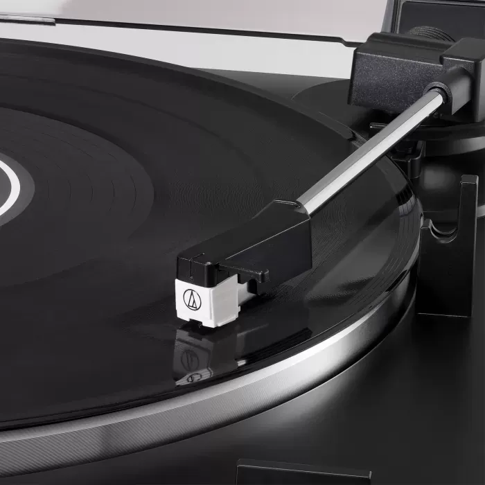 Brazo y cápsula Dual Magnet del Audio-Technica AT-LP60X