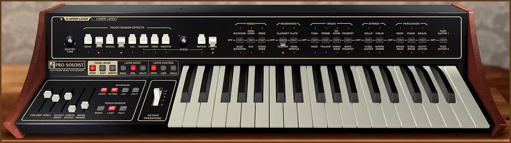 Interfaz del Cherry Audio Pro Soloist con controles de capa Upper/Lower y modos de teclado
