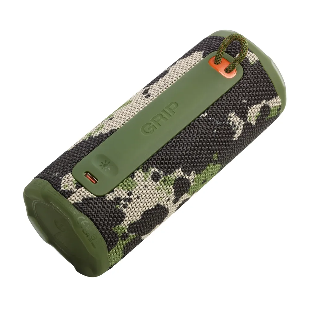 Detalle del asa del JBL Grip en camuflaje