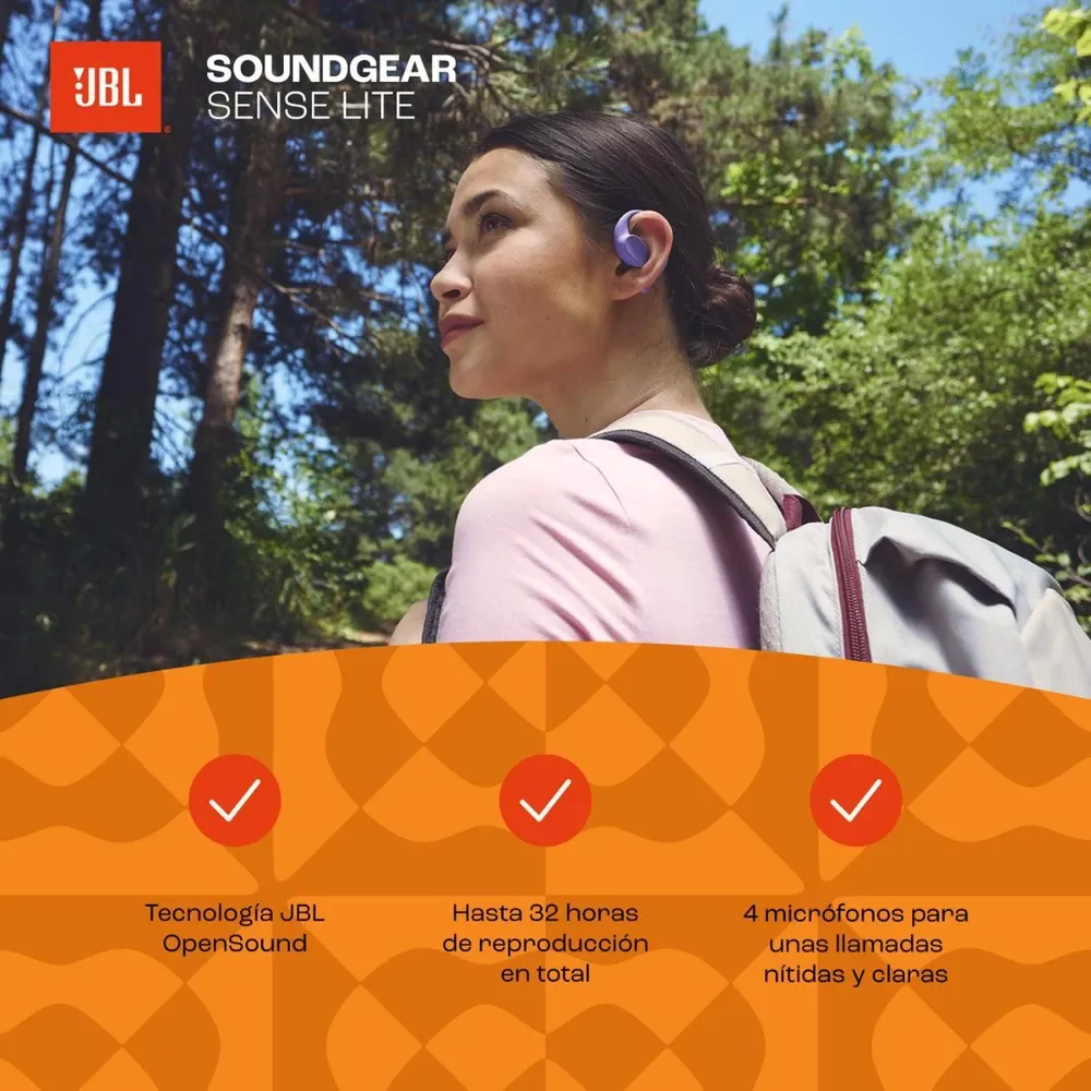 Mujer al aire libre con los JBL Sense Lite puestos