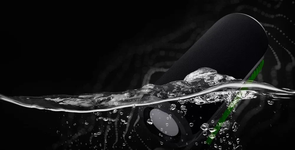 Klip Xtreme Oryx sumergido en agua