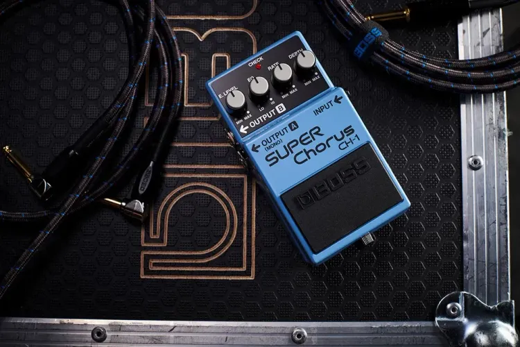 BOSS CH-1 Super Chorus – Cuatro controles