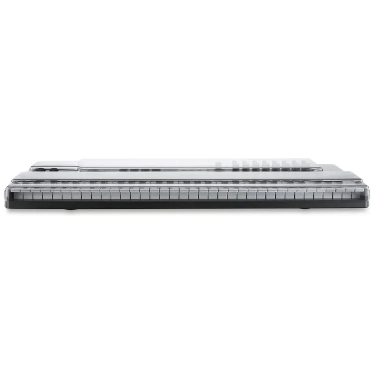 Vista superior del Akai MPK261 con la tapa Decksaver puesta