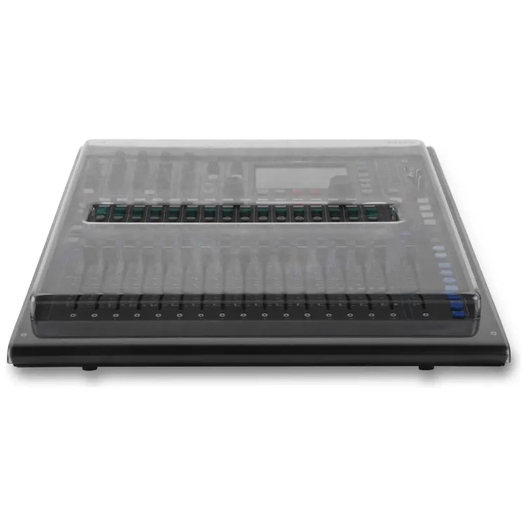 Vista superior del Allen & Heath Qu-16 con la tapa Decksaver puesta