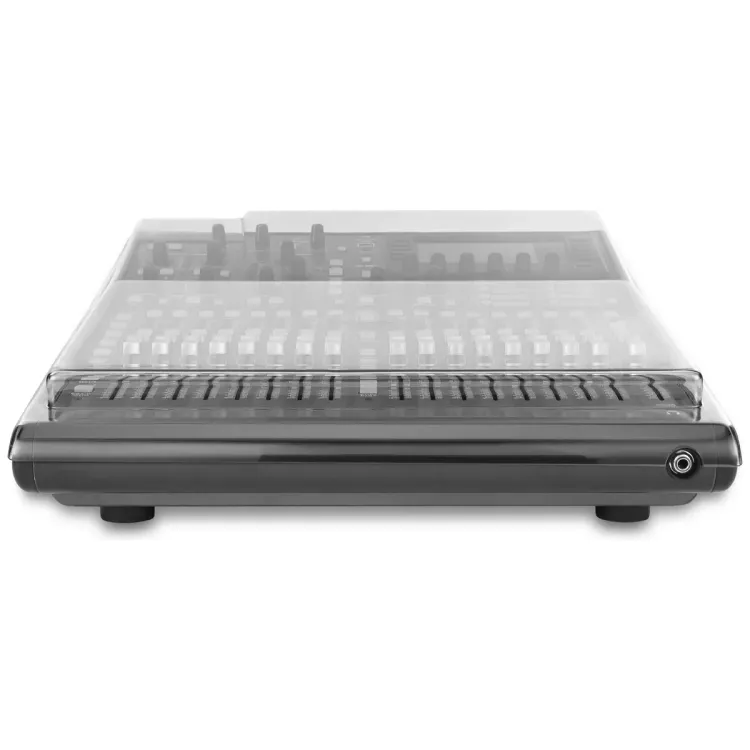 Vista superior del Behringer X32 Producer con la tapa Decksaver puesta