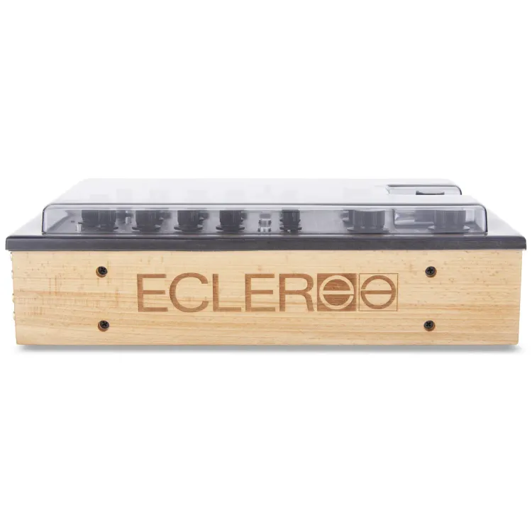 Perfil lateral de la tapa Decksaver sobre el Ecler WARM2
