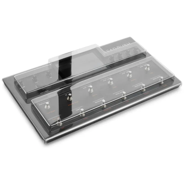 Tapa Decksaver puesta sobre el HeadRush Looperboard, vista en tres cuartos