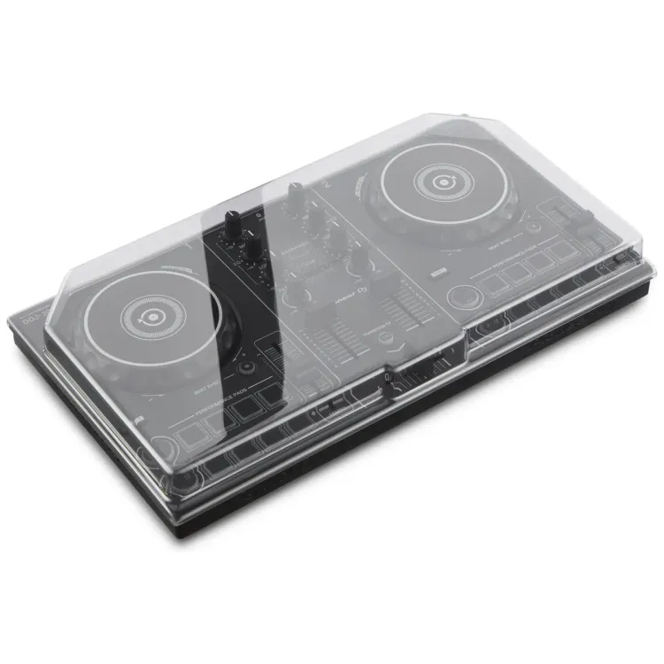 Tapa Decksaver puesta sobre el Pioneer DJ DDJ-200, vista en tres cuartos