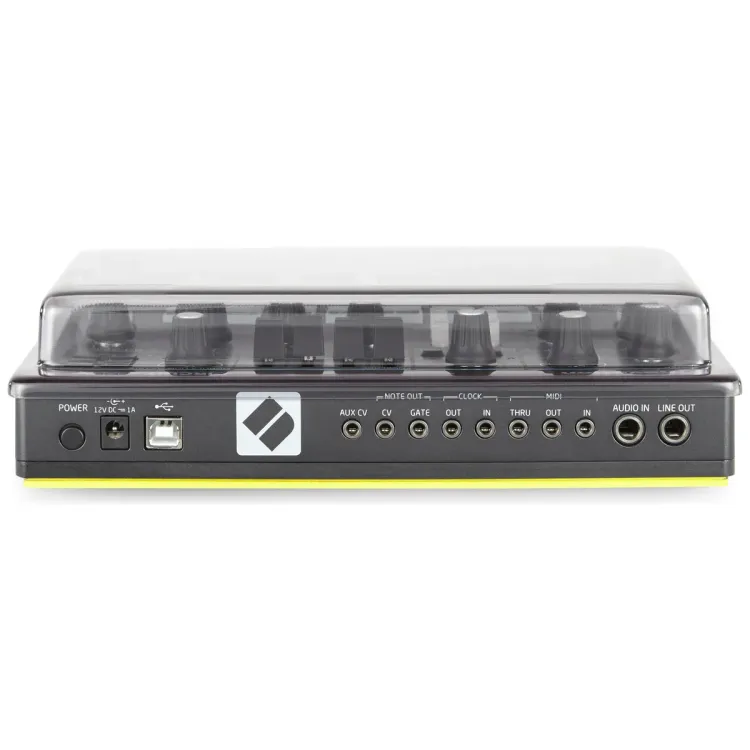 Perfil lateral de la tapa Decksaver sobre el Novation Circuit Mono Station