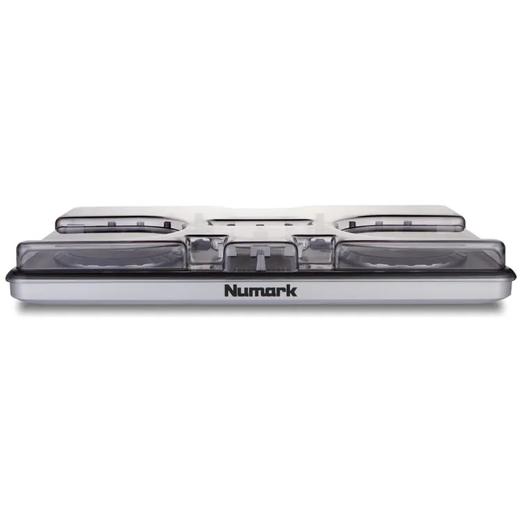 Vista superior del Numark Mixtrack Pro 2 con la tapa Decksaver puesta