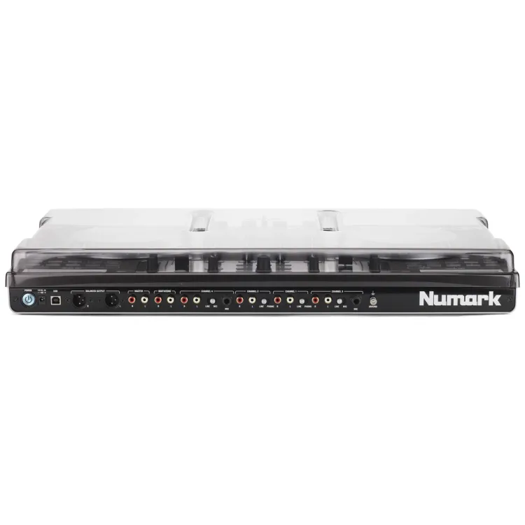 Perfil lateral de la tapa Decksaver sobre el Numark NS6