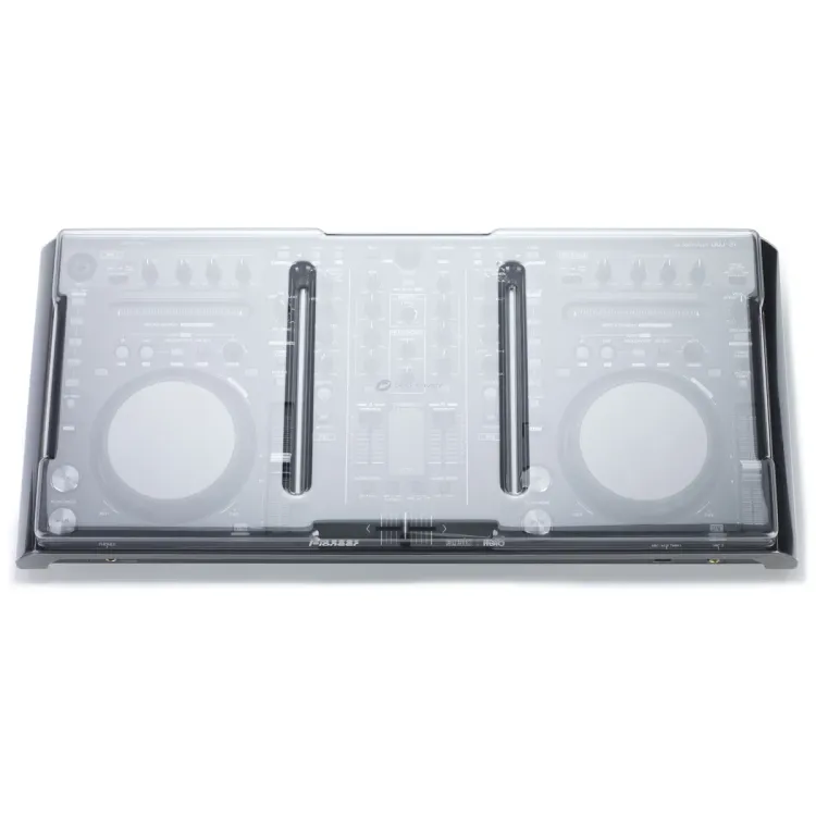Tapa Decksaver puesta sobre el Pioneer DJ DDJ-S1, vista en tres cuartos