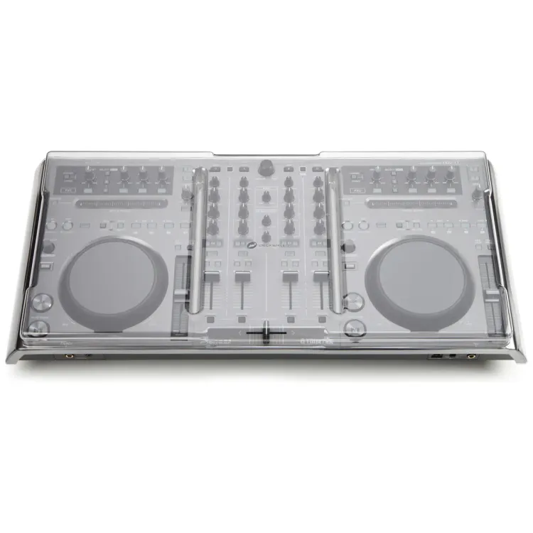 Tapa Decksaver puesta sobre el Pioneer DJ DDJ-T1, vista en tres cuartos