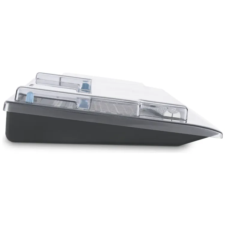 Perfil lateral de la tapa Decksaver sobre el PreSonus FaderPort 16