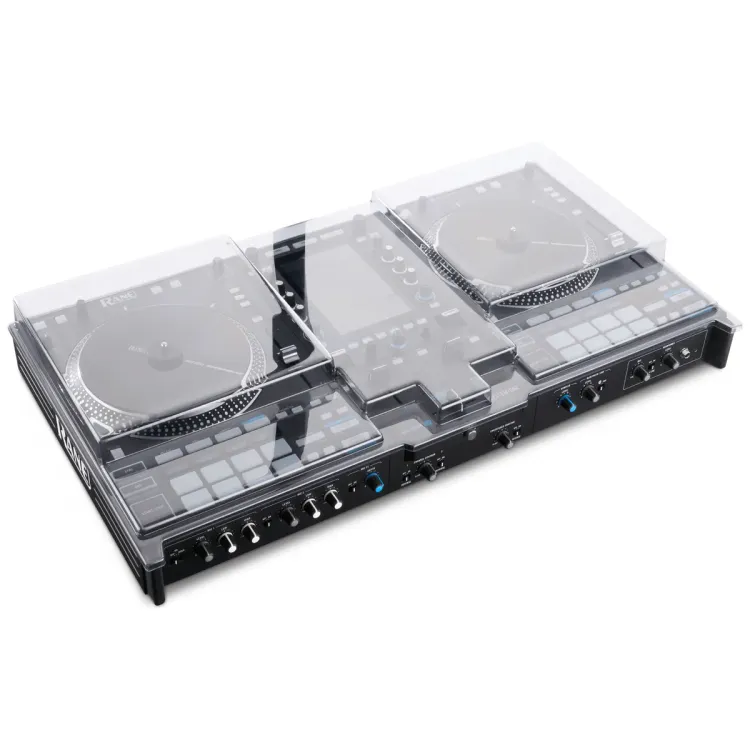 Tapa Decksaver puesta sobre el Rane System One, vista en tres cuartos
