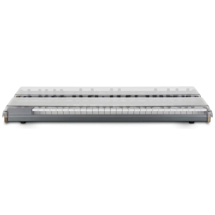Vista superior del Sequential OB-6 y Trigon-6 con la tapa Decksaver puesta