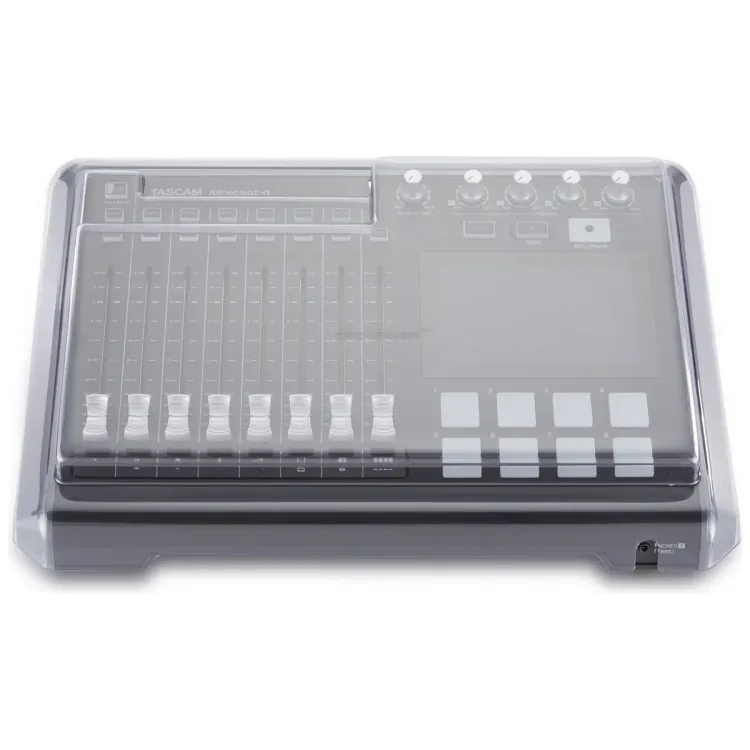 Vista superior del Tascam Mixcast 4 con la tapa Decksaver puesta
