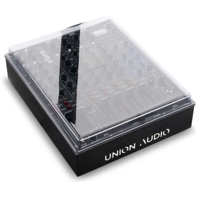 Tapa Decksaver puesta sobre el Union Audio Elara.6, vista en tres cuartos