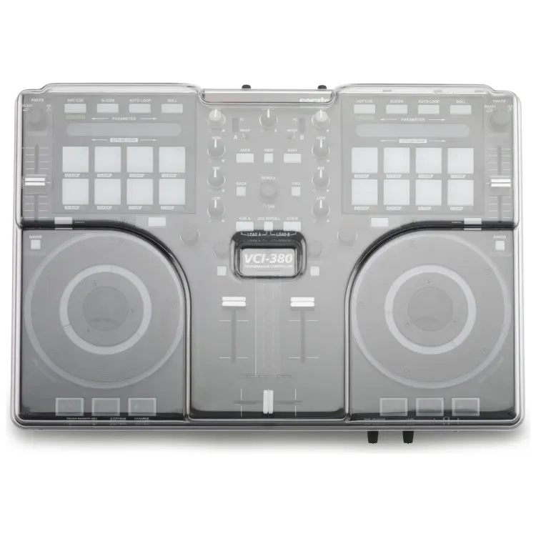 Tapa Decksaver puesta sobre el Vestax VCI-380, vista en tres cuartos