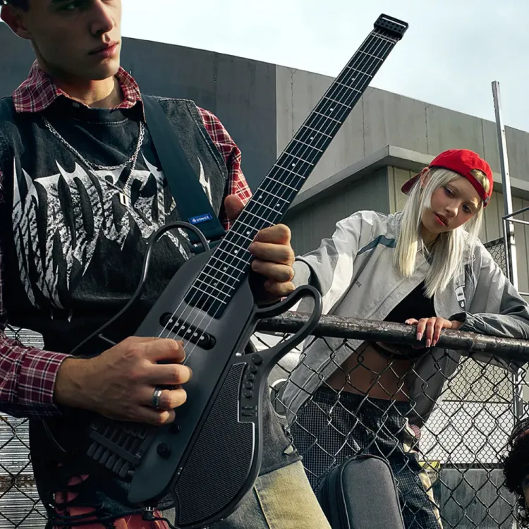 Donner HUSH X LIVE – Una guitarra de viaje con alma de eléctrica