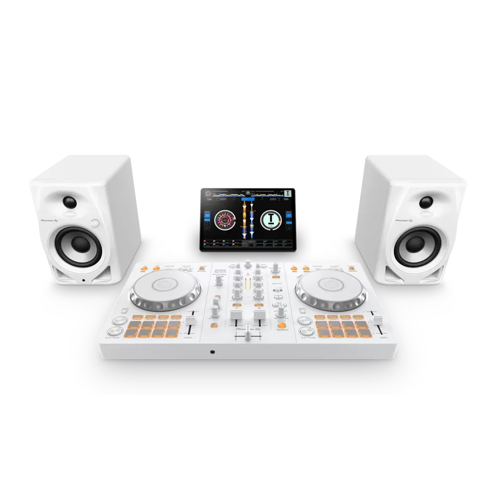 DDJ-FLX4-W blanco conectado a una tablet con monitores blancos